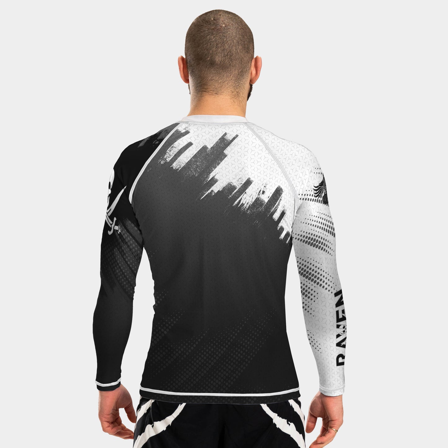Valour Series Men's Long Sleeve Rashguard